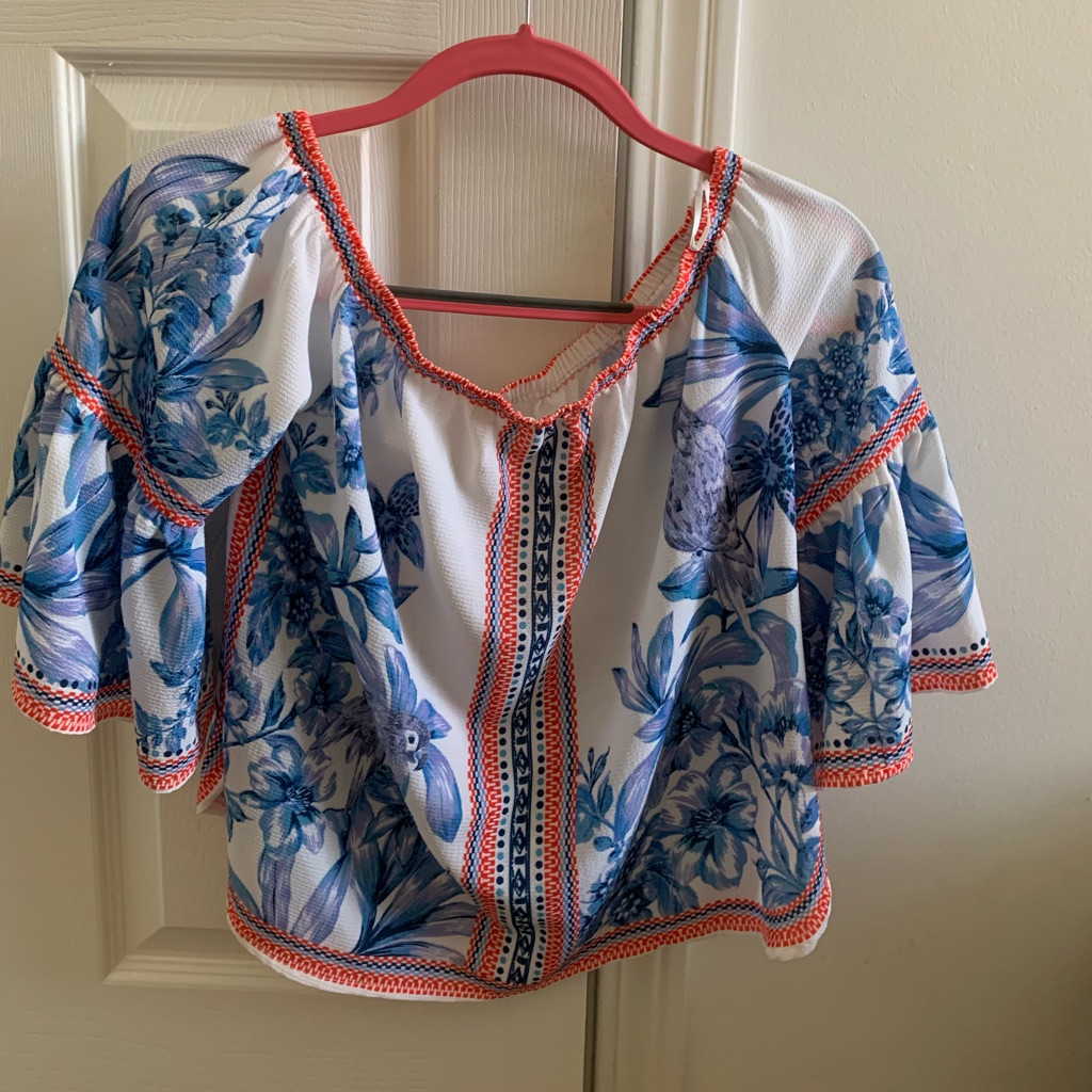 Float Flower Top